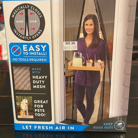 NWT Magic Mesh Easy to Install-Let Fresh Air In -Hands-Free Screen Door Deluxe - Picture 2 of 9